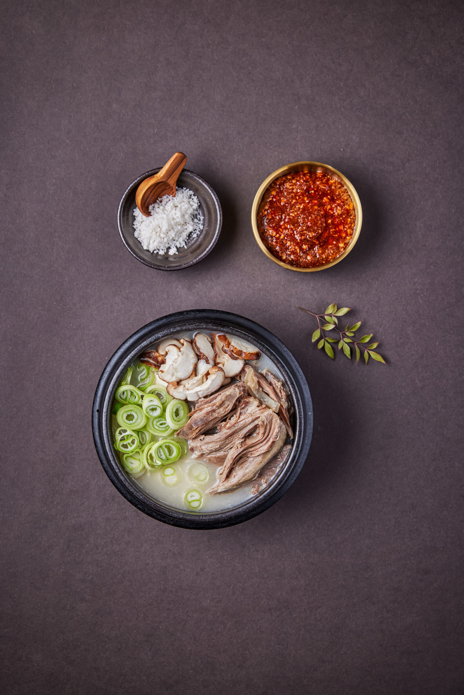 향촌흑염소 곰탕 한 그릇